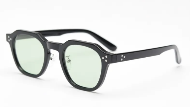 Vibe Polarized Shades